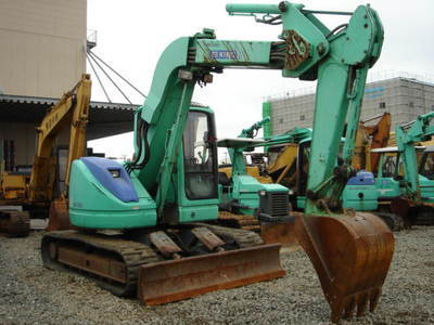 探索二手挖掘機(jī)市場 住友SH75-2型號(hào)與上海尼基明建筑機(jī)械進(jìn)出口的行業(yè)角色